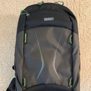 GENTLY USED MindShift TrailScape 18L (by ThinkTank)